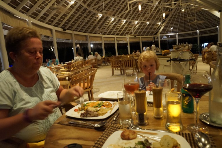 Deilig mat med sand mellom tåsene!