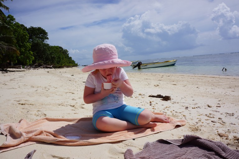 Spiser is på Anse La Réunion.